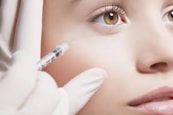 فیلر زیر چشم برای چه کسانی مناسب است؟ 33 فیلر زیر چشم ۲